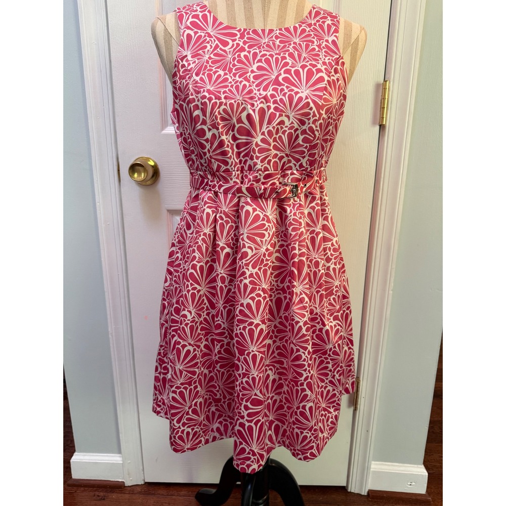 Boutique XXI Forever 21 Pink White Floral Fan Belted Dress Small Preppy